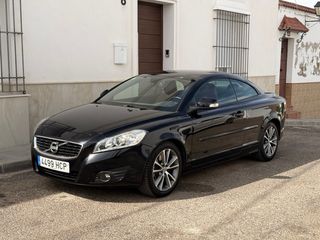 Volvo C70 2011