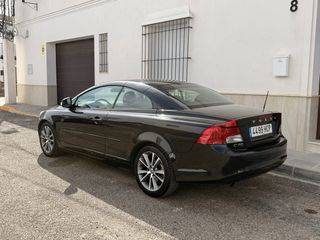 Volvo C70 2011
