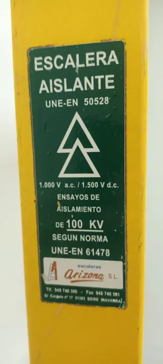 Escalera Fibra Amarilla