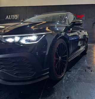 Volkswagen Golf GTI AKRAPOVIC