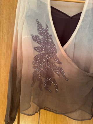 Conjunto Blusa,Top tirante y Falda