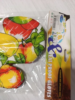 Presina forno nuova con disegno frutta