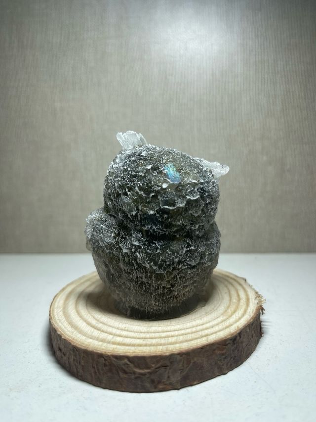 Búho de labradorita