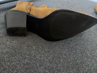 Botines piel Zara T.39 Tacón