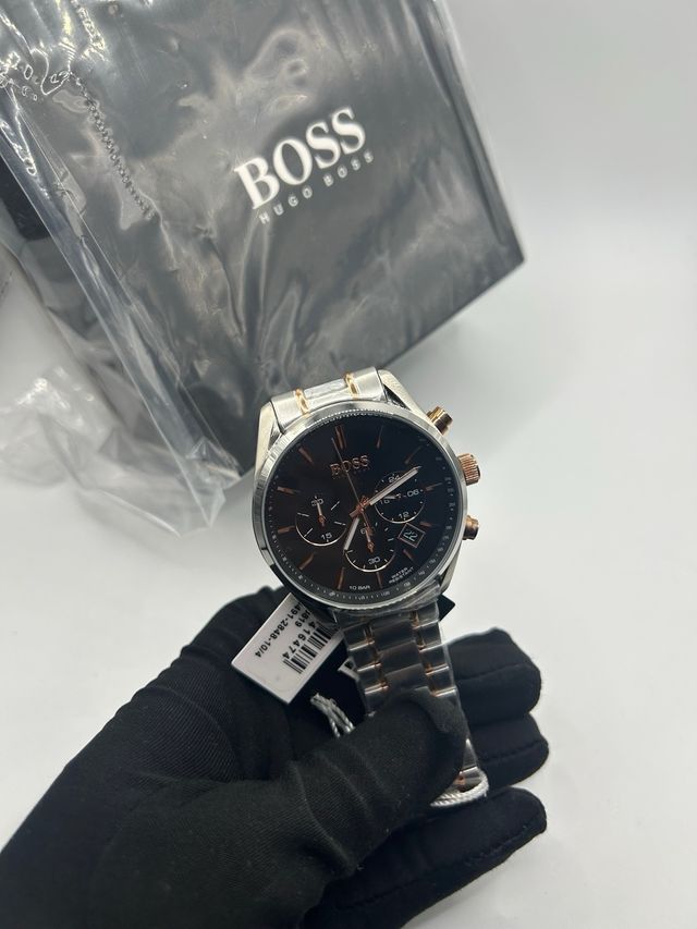 Reloj Boss bicolor dorado y plateado