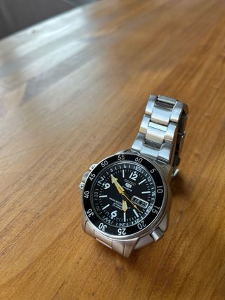 Reloj Seiko Atlas automático Negro