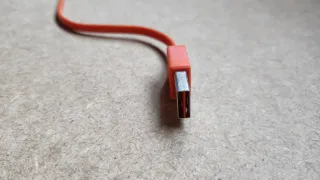 Cable Cargador JBL Naranja