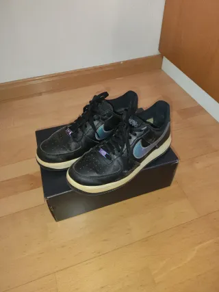 Nike Air Force 1 Negras Multicolor sin plantillas