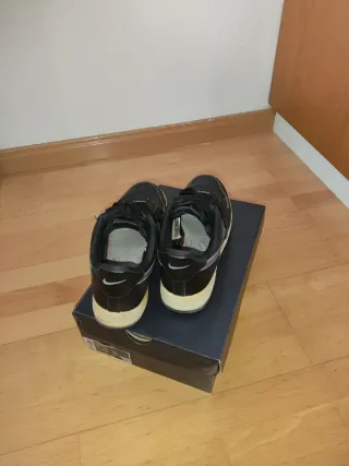 Nike Air Force 1 Negras Multicolor sin plantillas