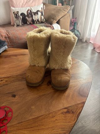 Botas UGG Beige y Marrón
