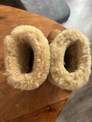 Botas UGG Beige y Marrón