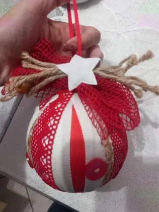 Palla decorativa fatta a mano