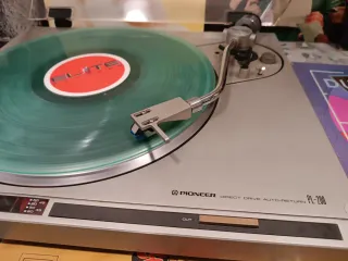 Tocadiscos Pioneer PL 200