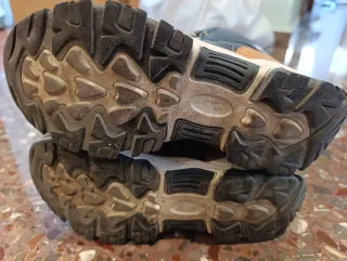 Botas niño azul y marrón