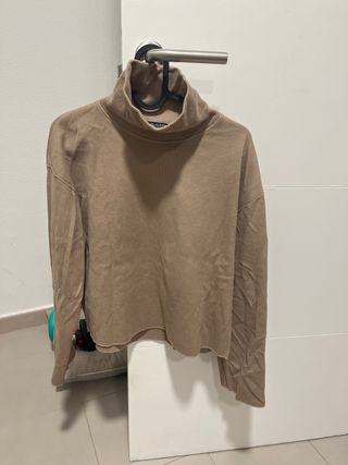 Jersey Zara cuello alto beige