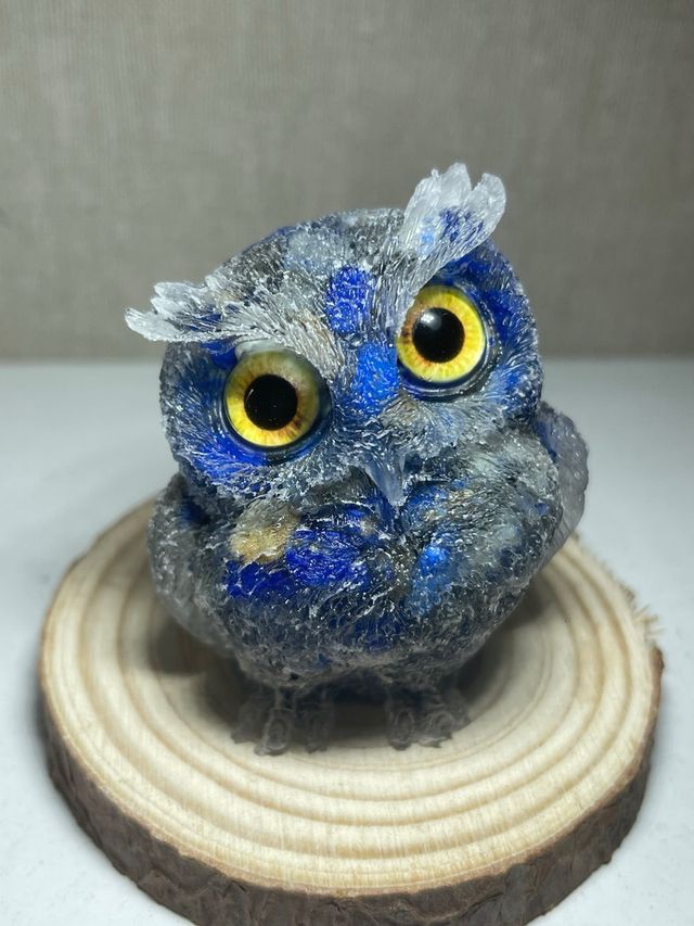 Búho mineral lapislázuli