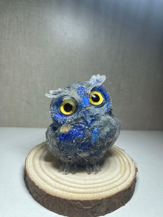 Búho mineral lapislázuli