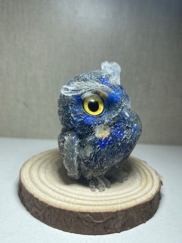 Búho mineral lapislázuli