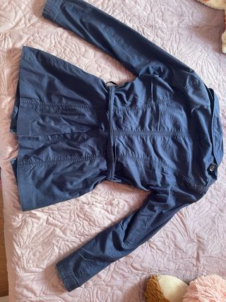 Gabardina azul marino