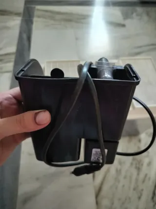 Pecera pequeña con decoración