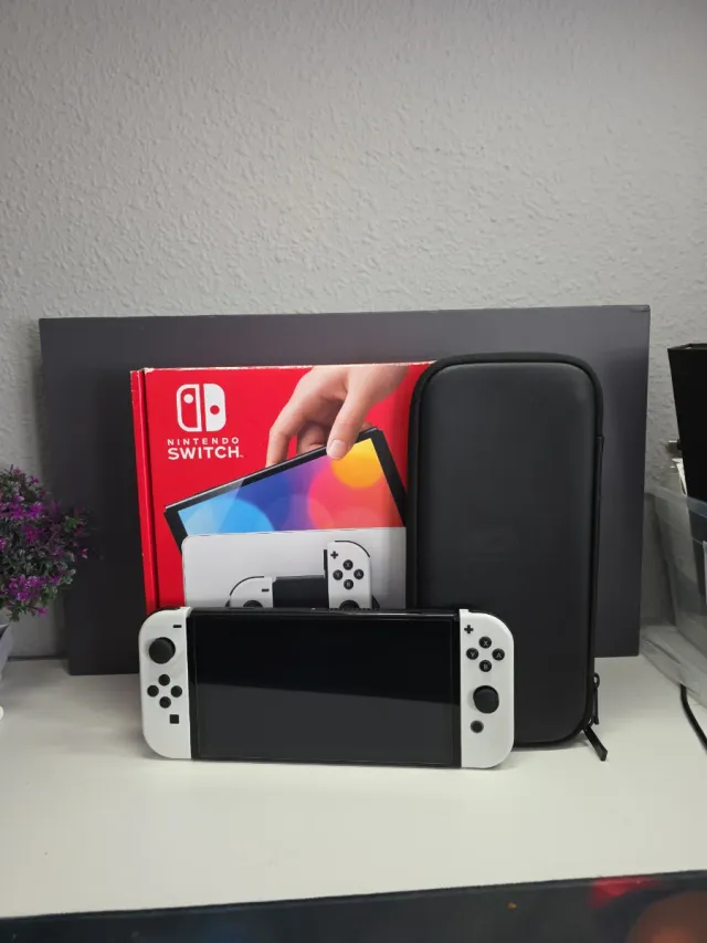 Nintendo Switch OLED