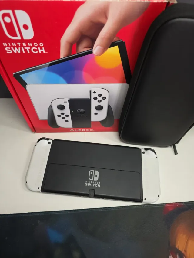 Nintendo Switch OLED
