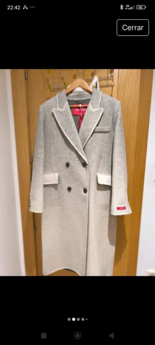 Abrigo de lana sin estrenar