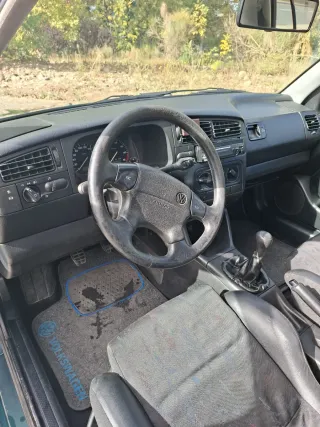 Volkswagen Golf 1996