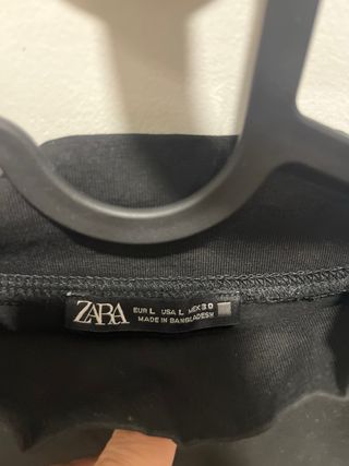 Camiseta Zara manga 3/4 negra