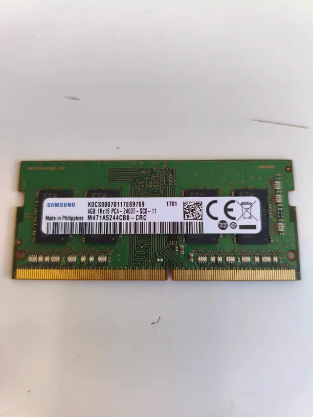Memoria RAM Samsung DDR4 4GB PC4-2400T