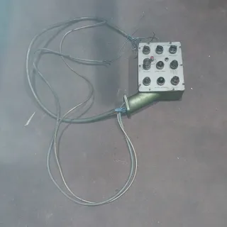 Mandos botonera maniobra maquibaria industrial.