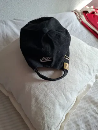 Gorra Nike Negra