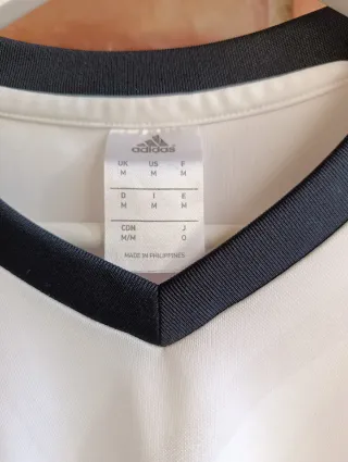 Camiseta Adidas Blanca y Negra