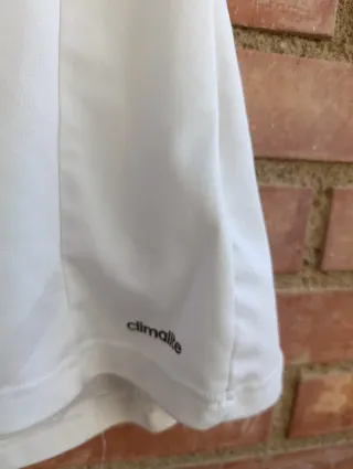 Camiseta Adidas Blanca y Negra