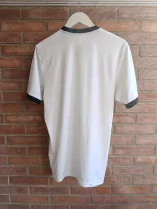 Camiseta Adidas Blanca y Negra