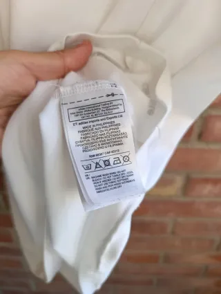 Camiseta Adidas Blanca y Negra