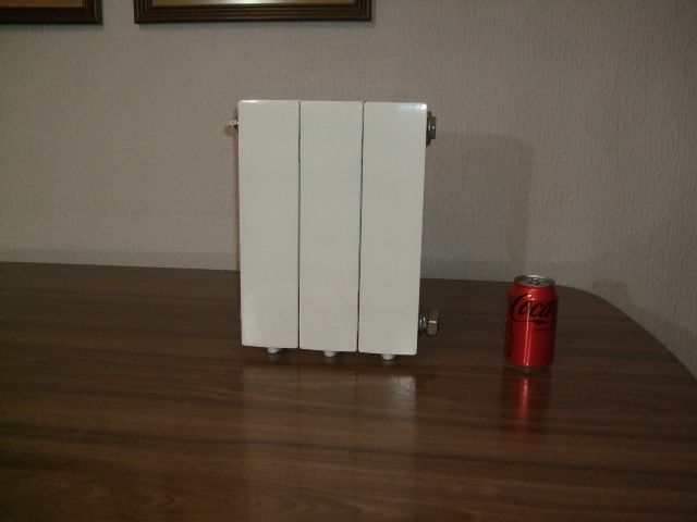 Radiador agua caliente metal blanco
