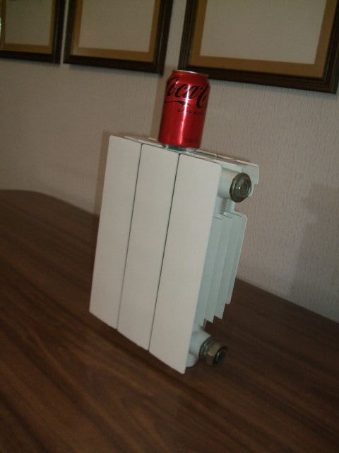 Radiador agua caliente metal blanco