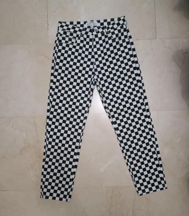 Vaqueros cuadros blanco y negro