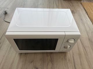 Microondas DAEWOO KOR-6L35