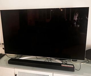 LG OLED55B7V 55 TV con base y mando