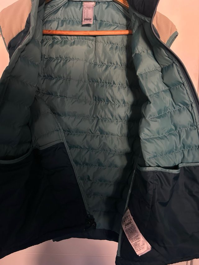 Chaleco acolchado verde y beige