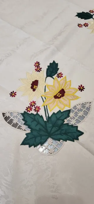 Tovaglia vintage floreale beige