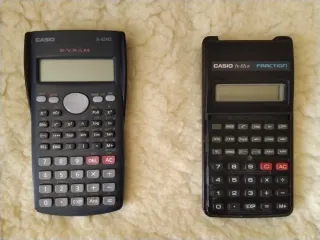 2 Calculadora Casio FX-82MS