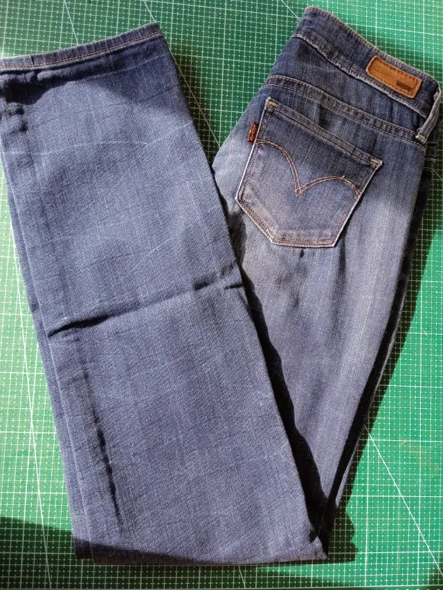 Pantalones Levi's Mujer Talla 24 Slight Curve