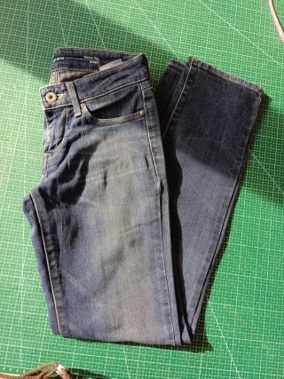 Pantalones Levi's Mujer Talla 24 Slight Curve