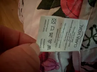 Colcha floral 197x260 cm, Clara Vidal.