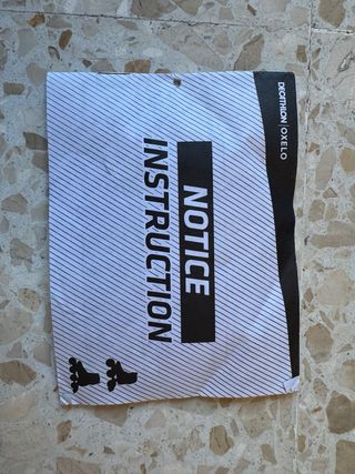 Patines Oxelo 4 ruedas talla 38-41 de Decatlón.