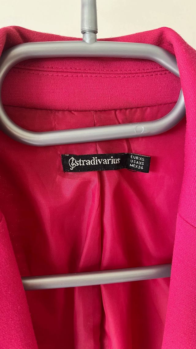 Americana Fucsia Stradivarius Talla XS