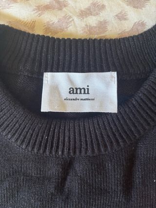 Maglione Ami Paris nero con cuore rosso